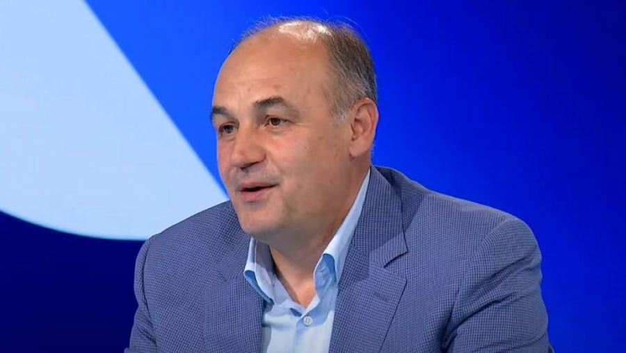 Hoxhaj’dan  VV ile Koalisyona Yeşil Işık