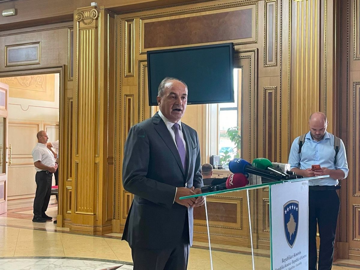 Kosova Yeni Bir Aşamaya Girdi, Kurti Ülkeyi Uçurumun Kenarına Getirdi