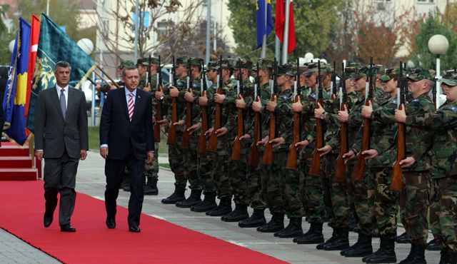 Türkiye Başbakanı Erdoğan Kosova'ya Geldi