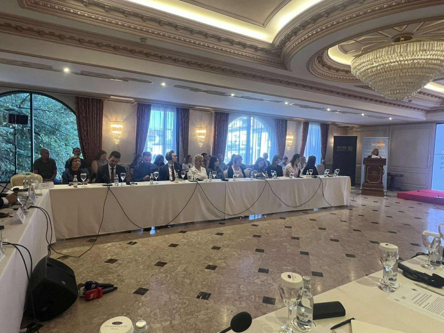 Dünya Nüfus Günü/ UNFPA: Kosova Değişiyor, Nüfus Azalıyor, Gençler Göç Ediyor