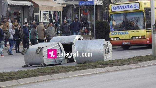 Priştine Sokakları Karıştı