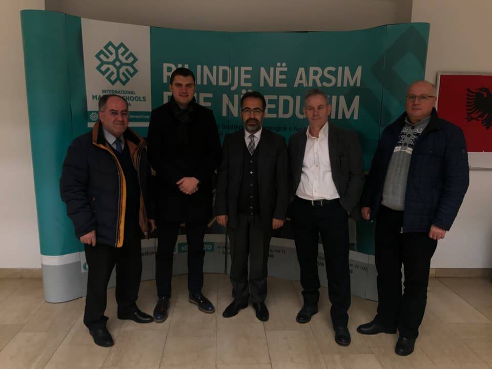 Esnaf Derneği Heyeti, Maarif Okulunu Ziyaret Etti