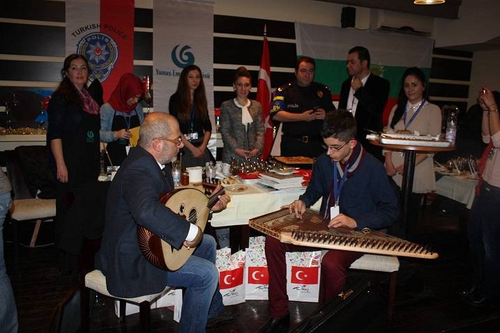 AB Kosova Polisine 40 Yıllık Hatır İkramı