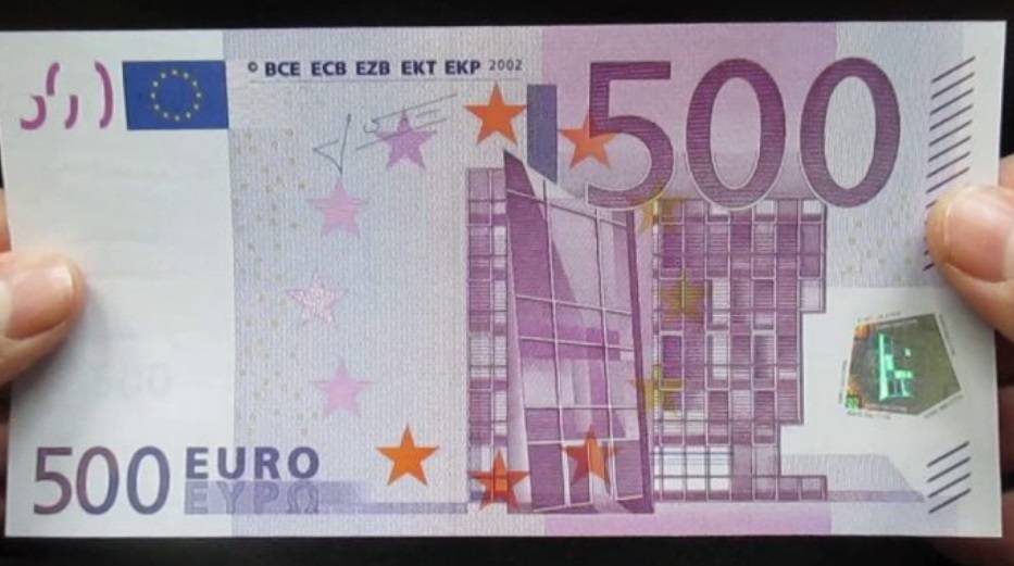 Kosova’nın Bir Bankasına 11 Bin Sahte Euro Yatırıldı