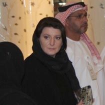 Jahjaga Abu Dhabi'de Şeyh Zayed Camiini Ziyaret Etti