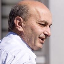 Mustafa: Bu Kötü Yönetimi Aşalım