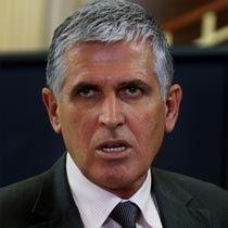 Rexhepi,  Sırp Araç Plakalarının Yasaklanmasında Kararlı