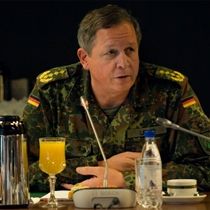Lather:  NATO Üyeliği için Kosova'nın Yerine Getirmesi Gereken Şartlar Var