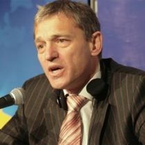 AB: Baskılar Priştine ve Belgrat'a