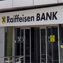 Priştine Merkezinde Gün Ortasında Banka Soyuldu