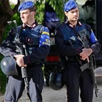 EULEX Bildirmeden Eyleme Geçer