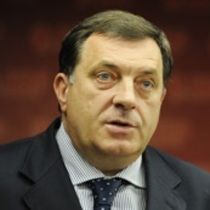 Dodik, Kelmendi ile Bağlantısı Olduğunu Yalanlıyor