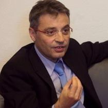 AB Yavaştır,  Kosova Usanmasın