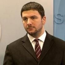 Hükümet,  Parti Esasınca Daimi Sekreterlerin Atandığını Yalanladı