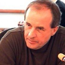 Bugajski: Kuzey İçin İki Çözüm Var