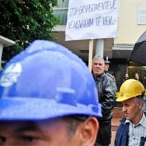 KEK Çalışanları Grevde