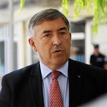 Marnhac'ın Görev Süresi Uzatıldı