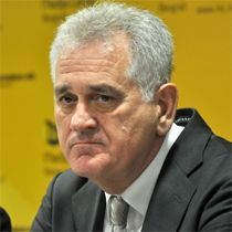 Nikoliç: Hırvatistan'daki Kutlamaya Ya Ben Ya  Jahjaga