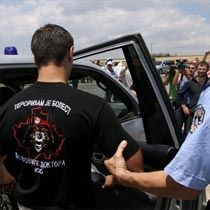 EULEX, Gazimestan Tutuklularını Serbest Bıraktı