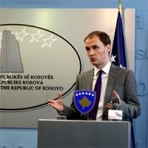 Komisyon, Başörtüsü Konusunda Bölündü