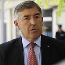 Marnhac: Kuzey Siyasilerin Elinde