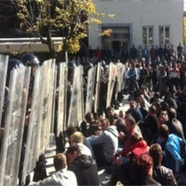 Vetëvendosje Salı Saat 11.00'de Tekrar Protesto Örgütlüyor