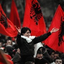 Ulusal Birliğin İlan Edilmesi İsteniyor