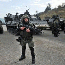 Sırp Protestoculara KFOR Engeli