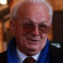 Hükümet'ten Demaçi'ye Telif Hakkı Adına 40 bin Avro
