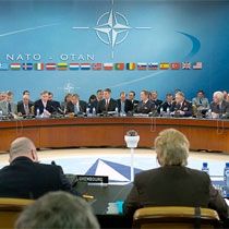 NATO Kosova'yı da Tartışıyor