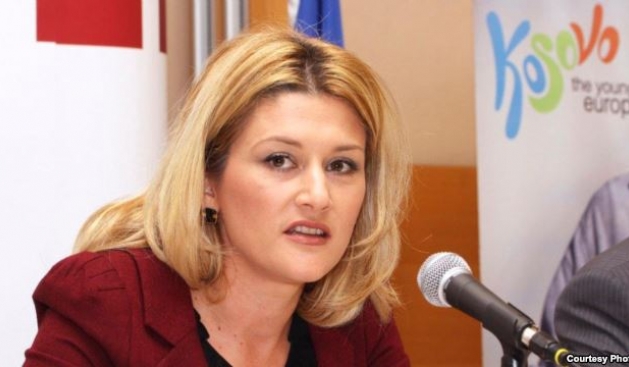 Kusari-Lila: Kosova'da Bürokrasi Var