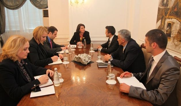 Jahjaga, Topluluklar Danışma Kurulu'nun Yeni Yönetimini Kabul Etti
