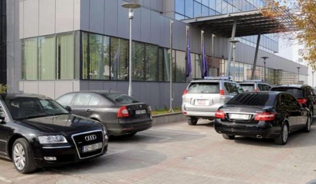 Bakan Yardımcılarına Yılda 420 Bin Avro