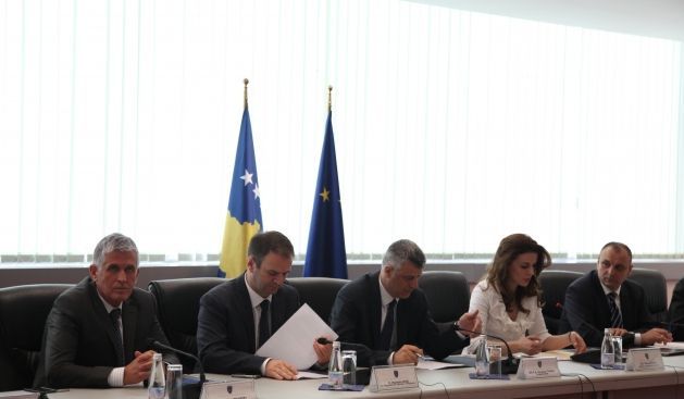 Thaçi Vizeler Kriterlerinin Rekor Sürede Yerine Getirilmesini Talep Ediyor