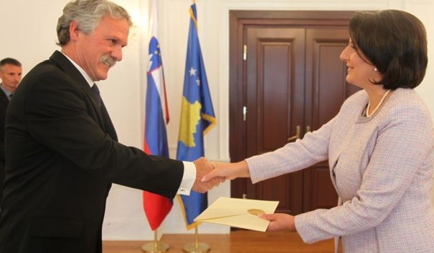 Slovenya Büyükelçisi, Jahjaga'ya Güven Mektubunu Sundu