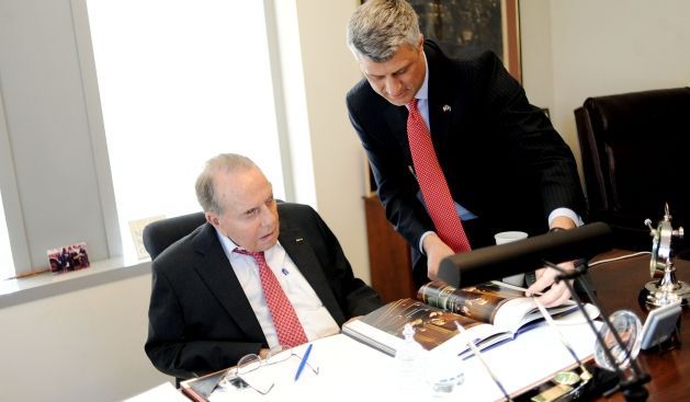 Thaçi Washington'da Eski Senatör Dol ile  Görüştü