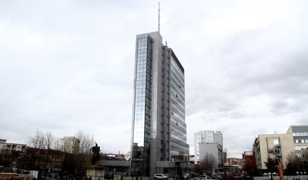 Üç Tanımadan Biri, Büyük Bir İslam Ülkesinden