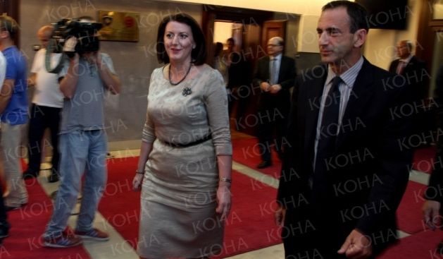Sırbistan Kosova'nın Bağımsızlığı ile Yüz Yüze Gelsin