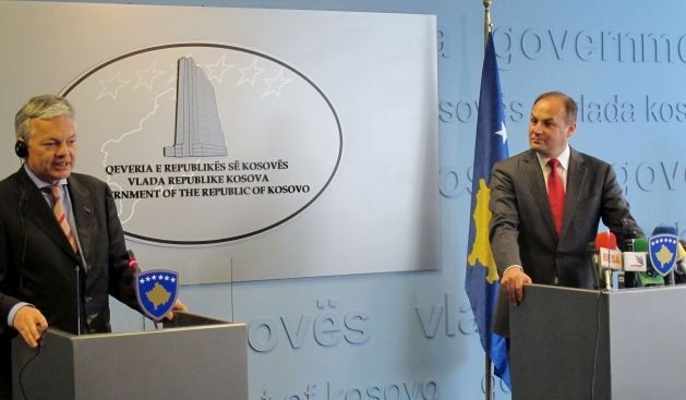 Reynders:Sırbistan için Son Şans