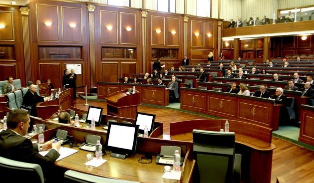 Topluluklar, Anayasa ve Seçim Reformunu Şartlandırmayı Hazırlanıyor