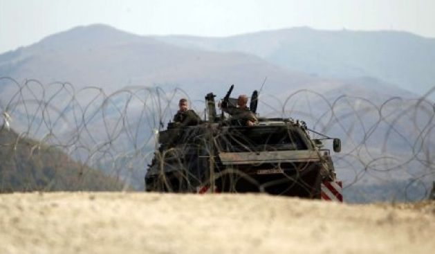 El Bombaları Brnjak Sınır Geçidini Ulaşıma Kapadı