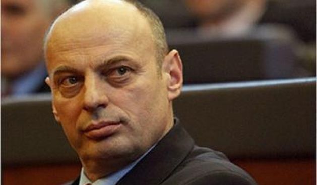 Agim Çeku PDK-da?