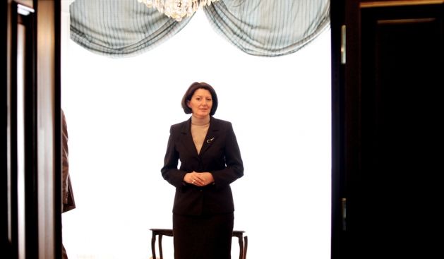 Jahjaga Anayasa Mahkemesi'nde Hesap Verebilir
