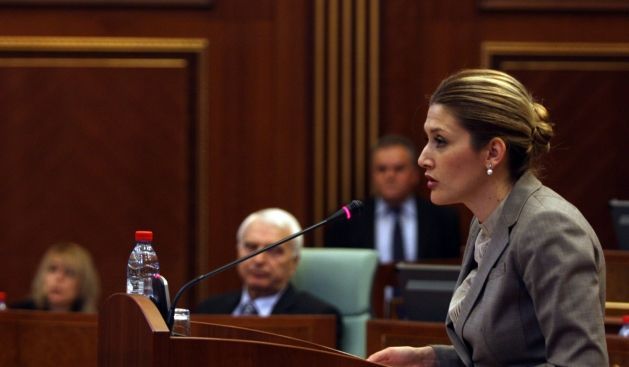 Meclis, Mimoza Kusari Hakkında Gensoru Önergesini Görüşüyor