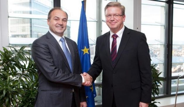 Füle, AK-nin Kosova Desteğini Teyit Etti