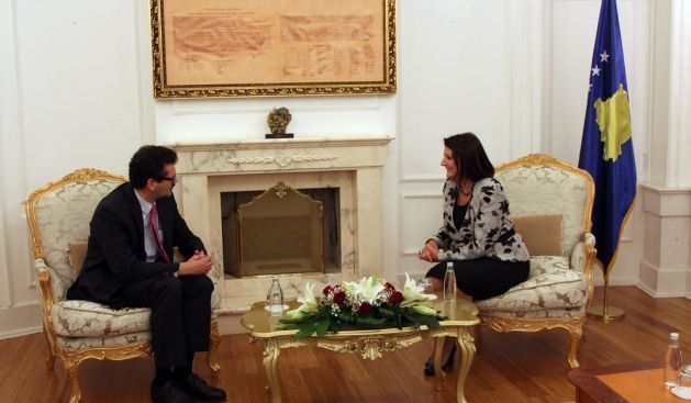 Jahjaga, Almhofer'e Teşekkür Etti