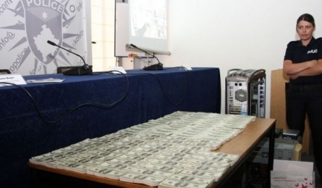 Kosova'da Milyonlarca Avro Aklanıyor