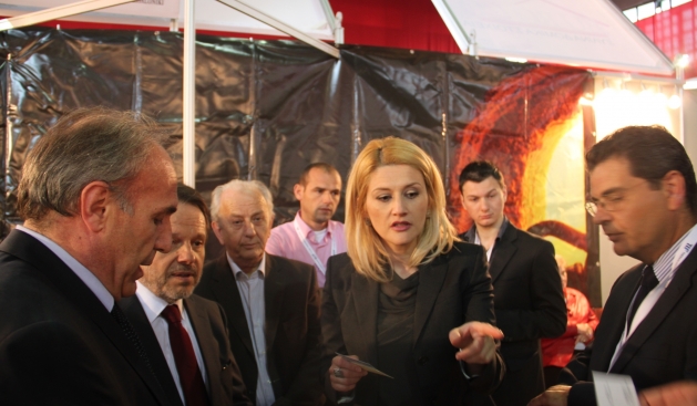 Kusari - Lila: Ekonomik Kalkınmanın Anahtarı  Özel Sektör