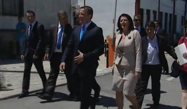 Tatil Yapan Ya da Yapmayan Kosova Liderleri