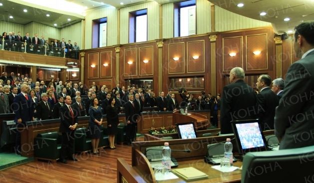 Meclis, Törenli Oturumla Bağımsızlığın 5.Yıldönümü Kutladı
